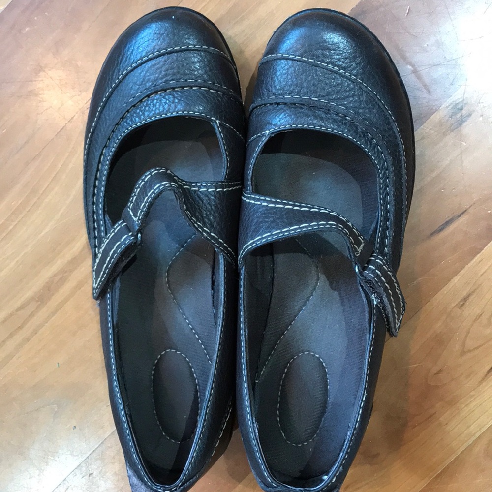 Clark’s Expresso Shoes.
